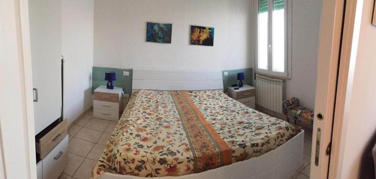 Апартаменти Giovanni In Romantic Adria On The Beach Лідо-ді-Помпоза Екстер'єр фото